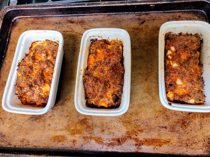three mini-meatloaves